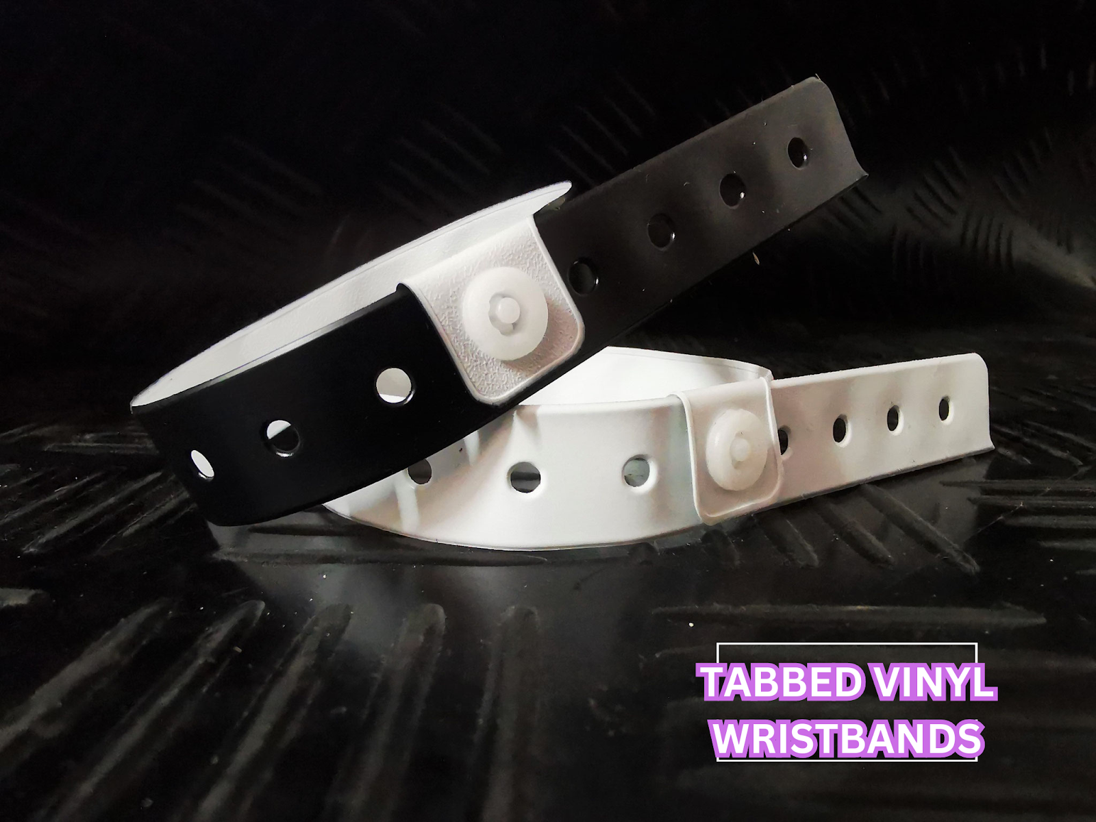 How Custom Vinyl Wristbands are an Affordable Solution for Event Management